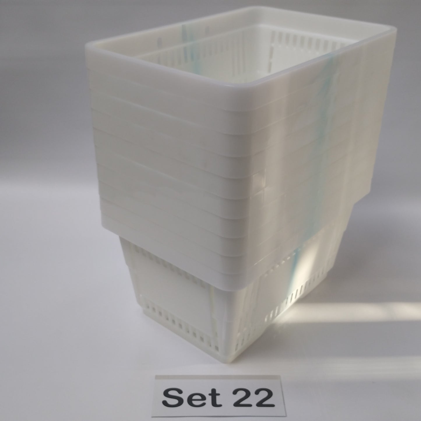 Verschiedene Sets, 10 x Einkaufskorb 22 Liter, Mehrfarbig, Kunststoff, Einzelgriff (Doppelgriff nach Wahl), stapelbar